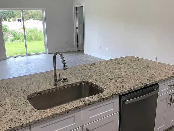 5th image of 759 Bedford Dr #759