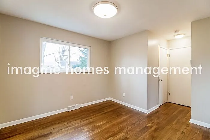 4471 Theodore Ave — Photo 12