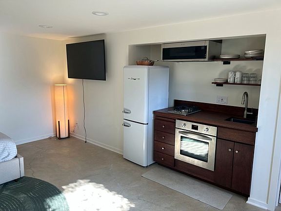 5th image of 265 Plymouth Dr #263