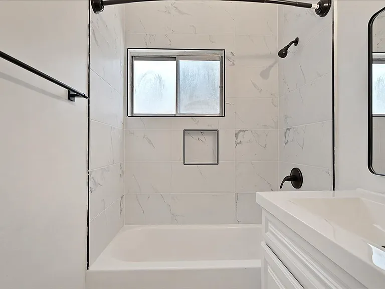12238 Grevillea Ave #B — Photo 8