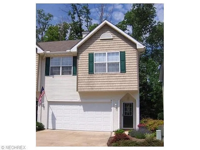 32 Elm Creek Way photo 1
