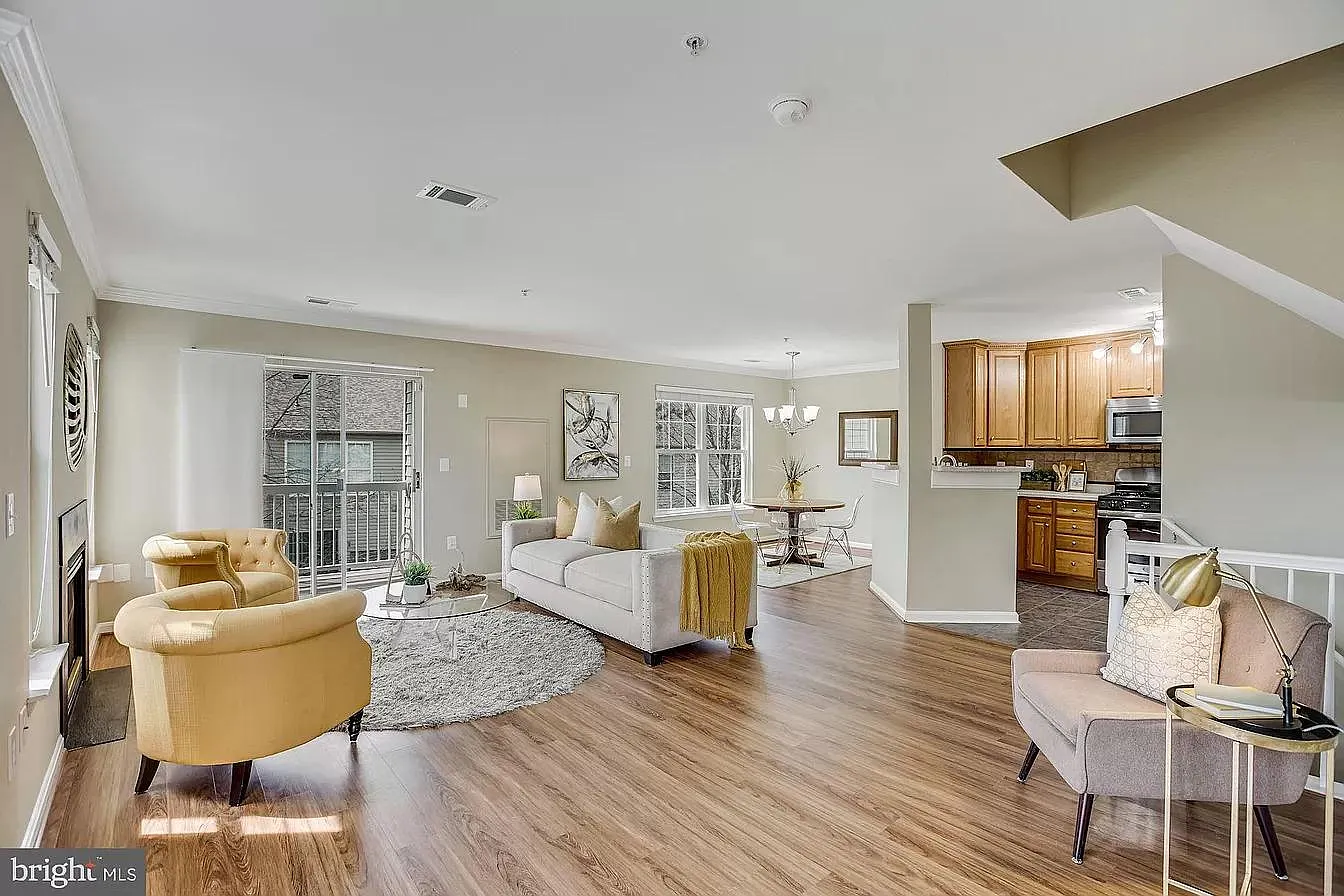 3 bed, 1687 sqft, $1,300 — Photo 1