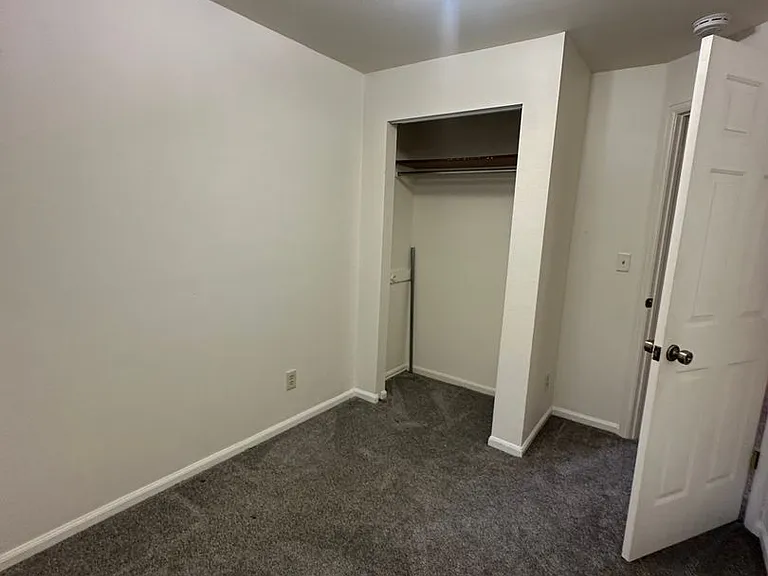 1032 W Pikes Peak Ave — Photo 12