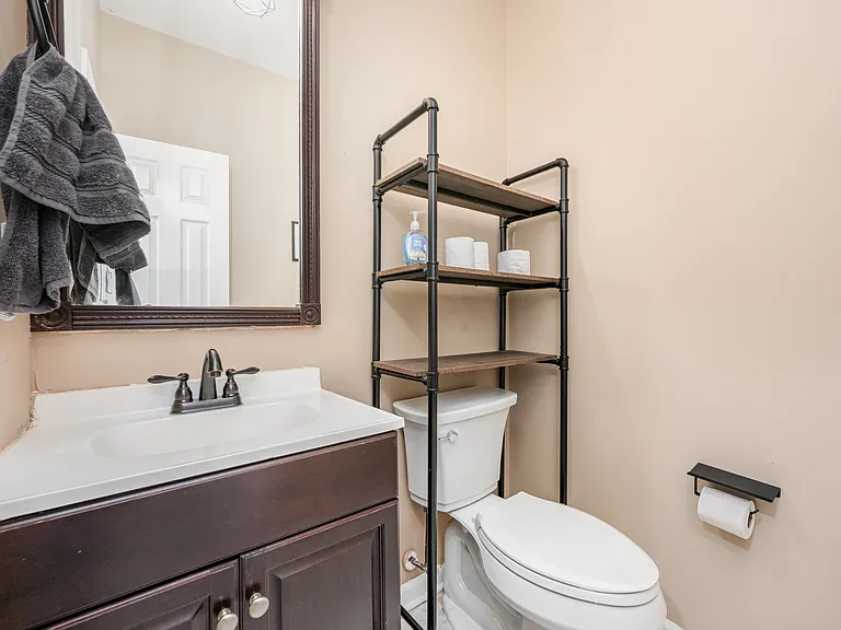 3605 Cold Harbour Dr — Photo 8