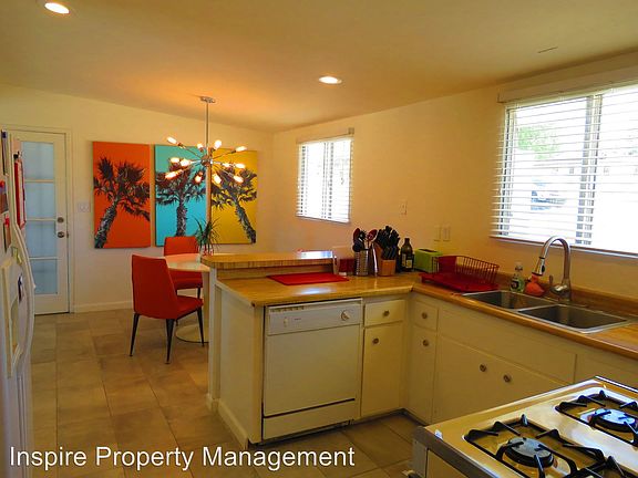 4th image of 57141 Crestview Dr