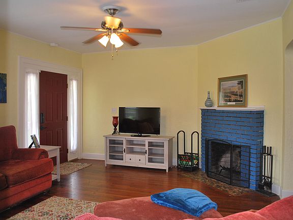 5th image of 1037 Antisdale St