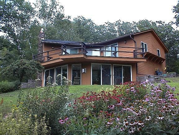 1st image of 1062 Oak Ct