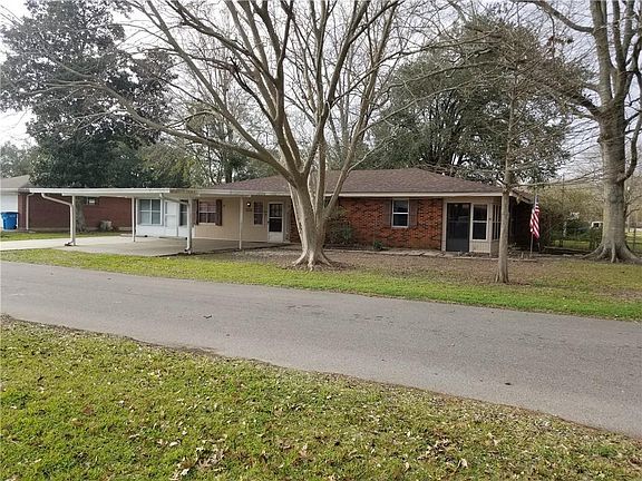 2nd image of 205 Lorraine Dr