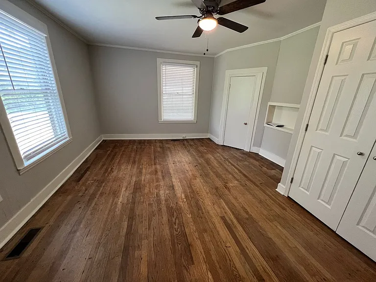 134 Herman St — Photo 5