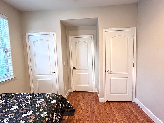 2nd image of 2082 Mary Helen Ln