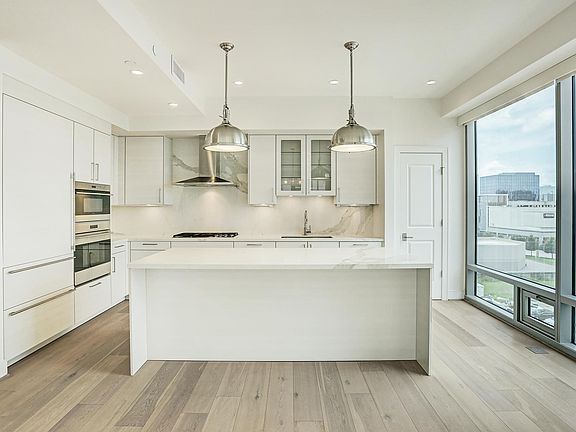 2nd image of 2047 Westcreek Ln Unit 607