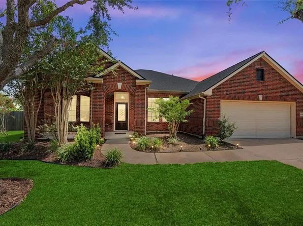 8931 Henrico Ln, Rosenberg, TX 77469