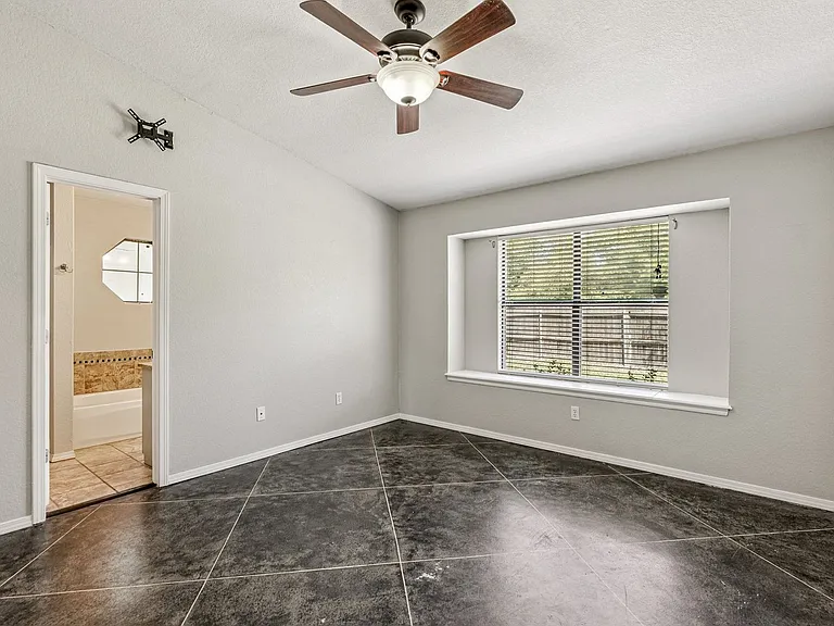 2101 Harbor Dr — Photo 22
