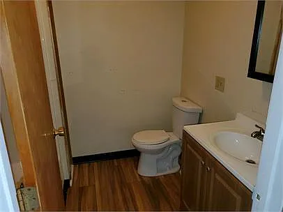 204 Grand Ave #2 — Photo 17