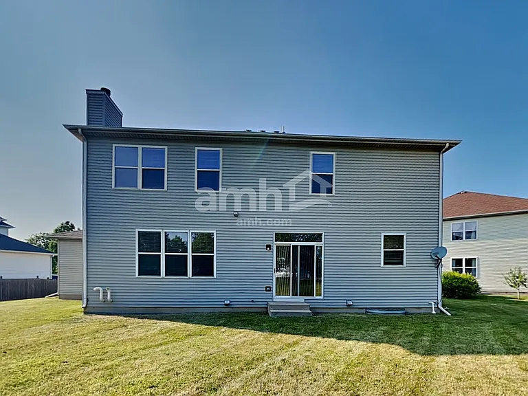 1575 Arlington St — Photo 25