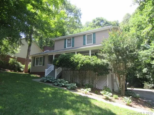 310 Inglewood Dr, Morganton, NC 28655