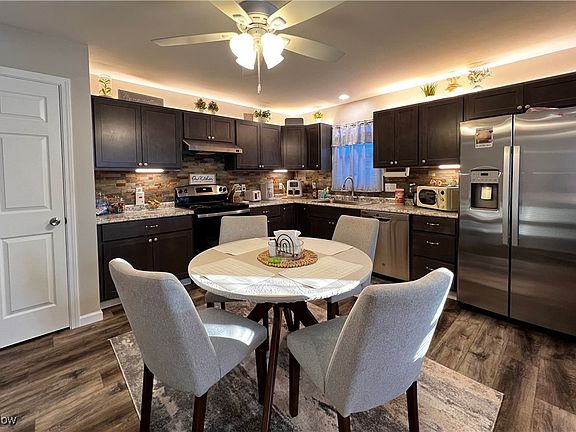 4th image of 1840 Alexander Ave #303