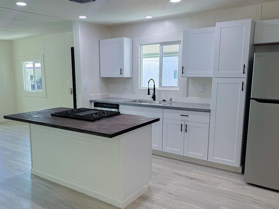 1st image of 5749 Clearwater Dr #34