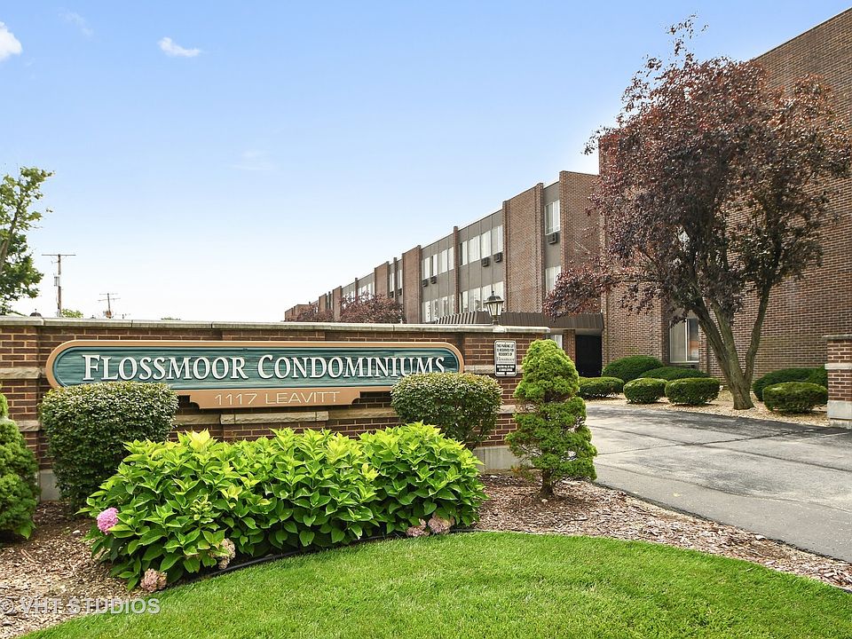 1st image of 1117 Leavitt Ave APT 304