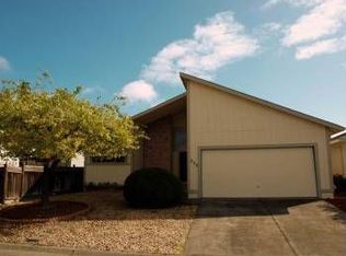 338 Grandview Ct, Healdsburg, CA 95448