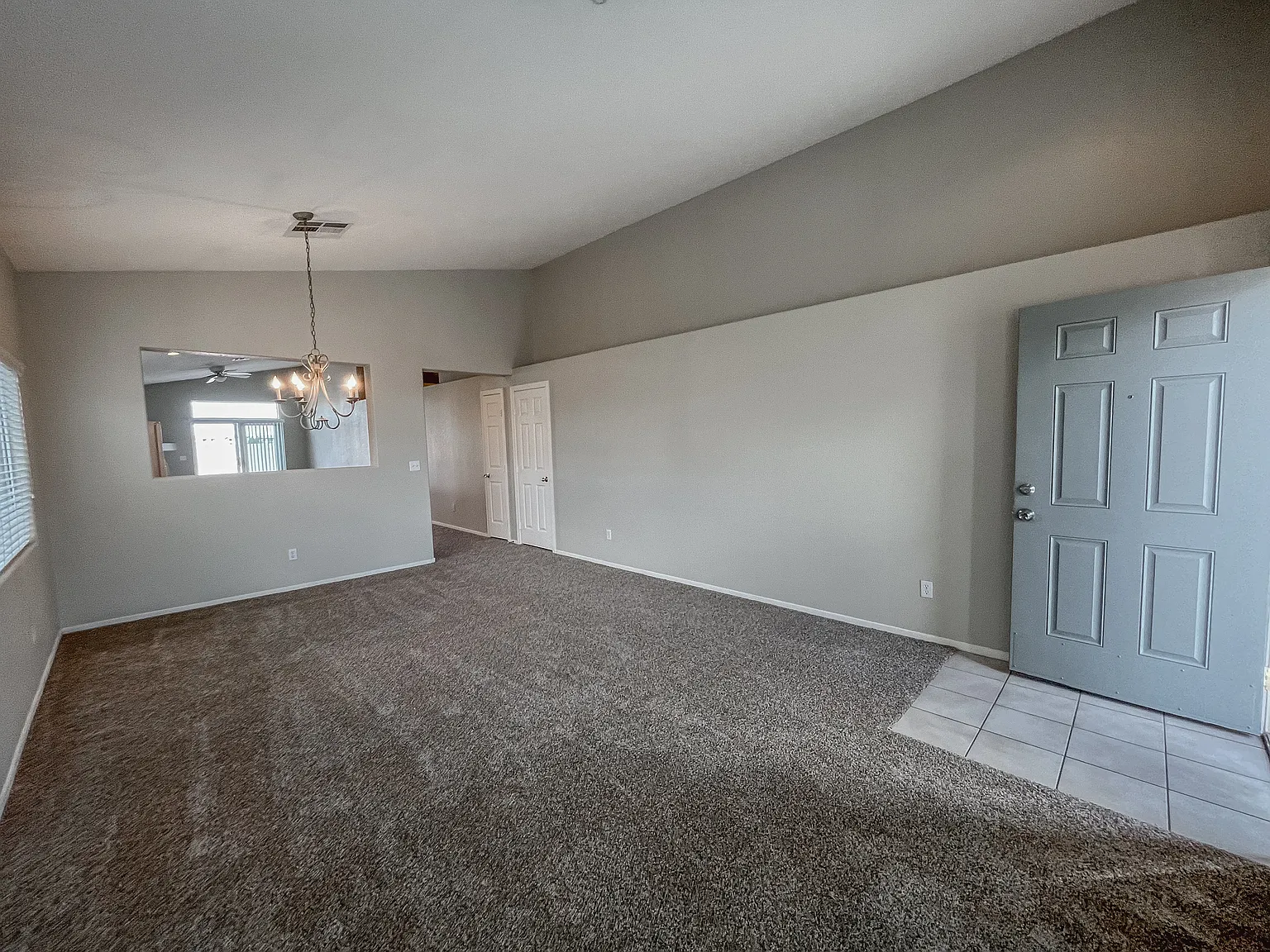 3 bed, 1617 sqft, $1,995 — Photo 2