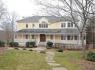 9 Fellsmere Farm Rd, Branford, CT 06405