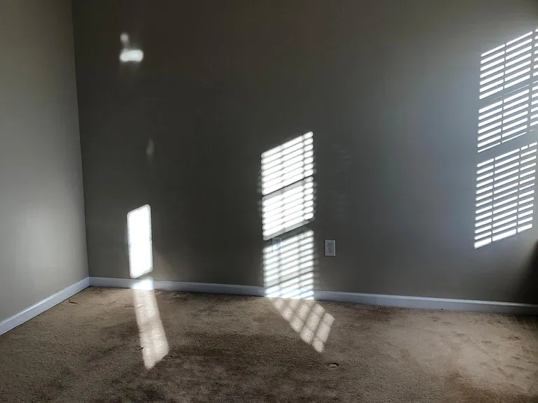 129 Cambridge Ln — Photo 8