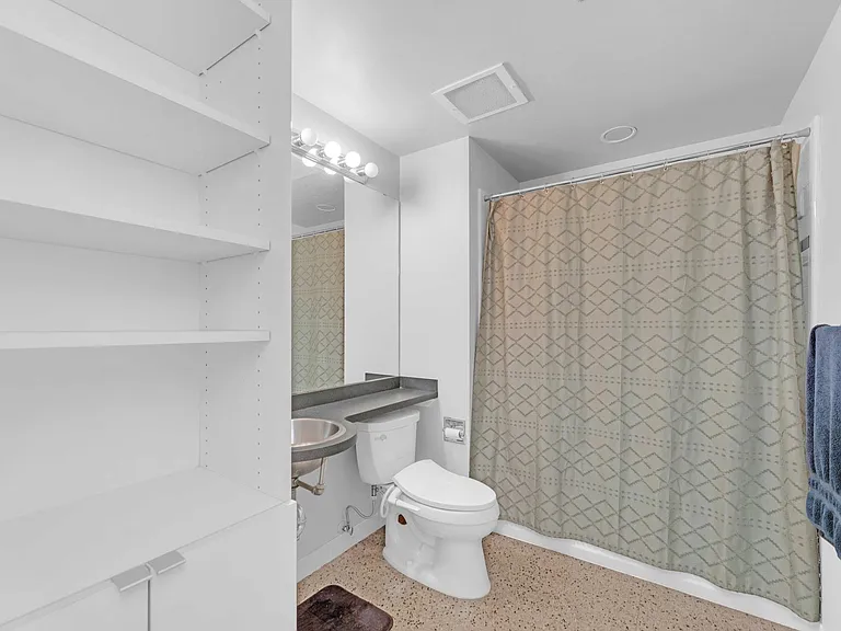 710 Colorado St #8C — Photo 16