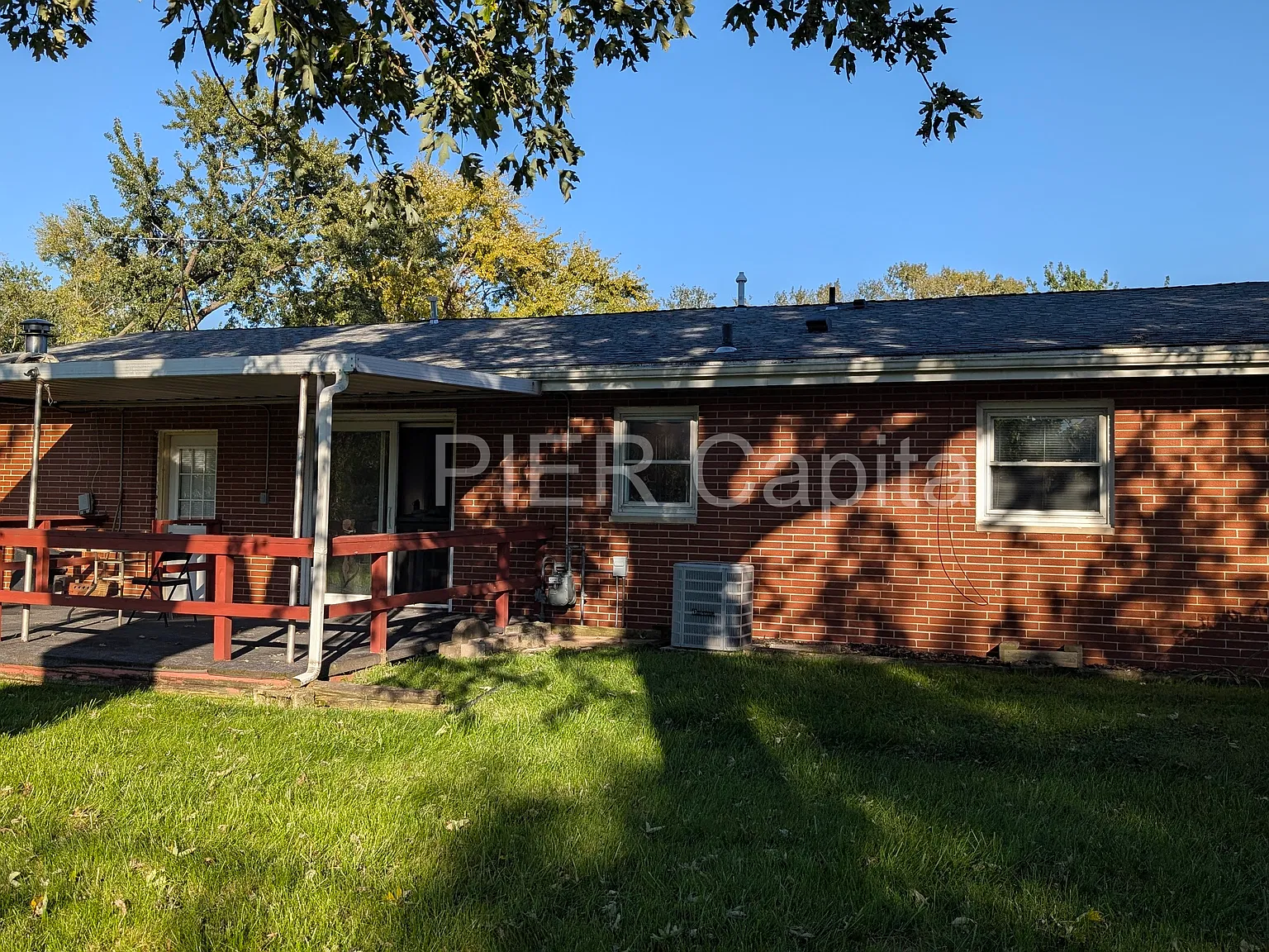 3 bed, 1612 sqft, $2,100 — Photo 3