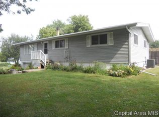 304 S Blayney St, Alexis, IL 61412