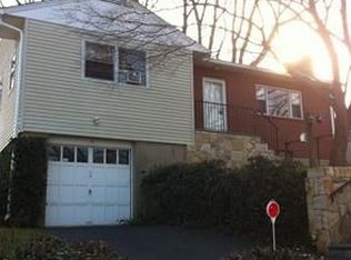 15 Hoover Rd, Riverside, CT 06878