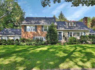 118 Buttonwood Dr, Fair Haven, NJ 07704
