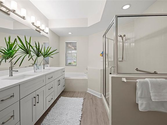 4th image of 26951 Montego Pointe CT #101
