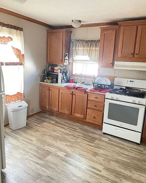 1st image of 179 Poospatuck Ln