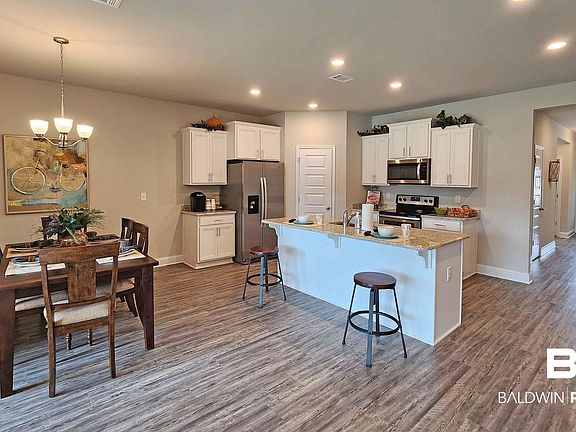 5th image of 8544 Rosedown Ln