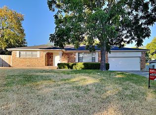 8550 Bretshire Dr, Dallas, TX 75228