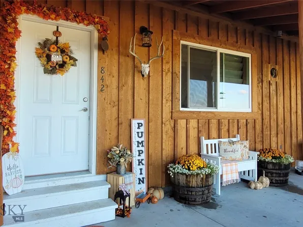 842 State Highway 2 W, Whitehall, MT 59759