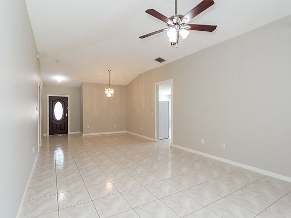 3rd image of 1305 Cedar Rock Pl