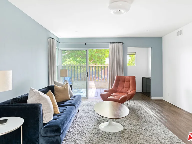4060 Tilden Ave — Photo 7