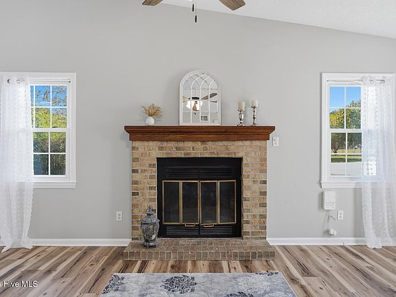 5th image of 530 Shadowridge Road
