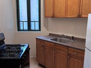 2065 Saint Raymond Ave APT 1C, Bronx, NY 10462