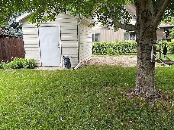 Storage building and garden