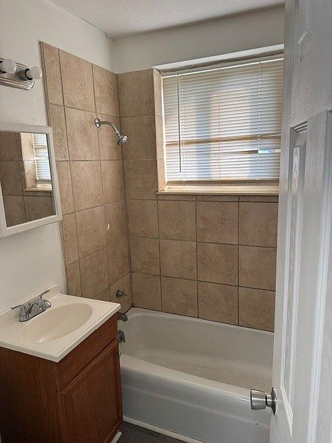 1st image of 129 Garrett Ln #129