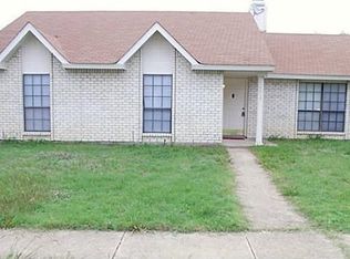 1518 Burgundy St, Garland, TX 75040