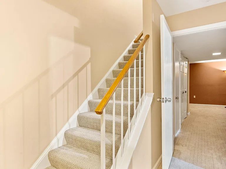 4453 Holly Ave — Photo 35