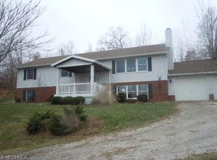 4192 Tall Timber Rd NE, Mineral City, OH 44656