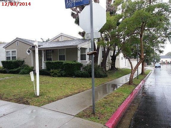 3rd image of 3745 Ashwood Ave
