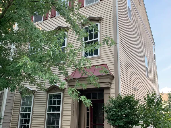 20334 Bowfonds St, Ashburn, VA 20147