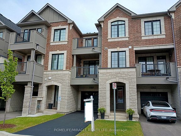 3rd image of 1587 Moira Cres