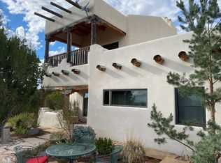 57A Calle Francisca, Santa Fe, NM 87507